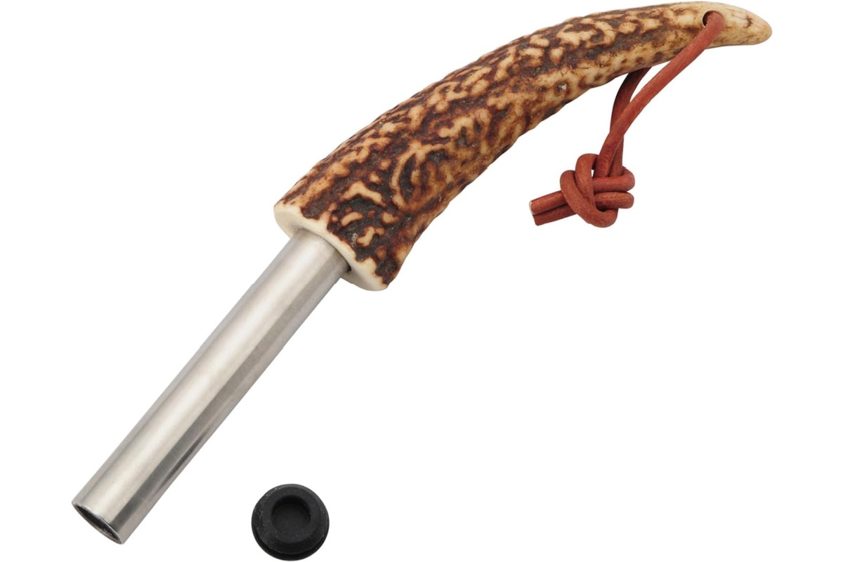ただの鹿の角かと思ったら？ クマ撃退に結構使えそうな機能が充実